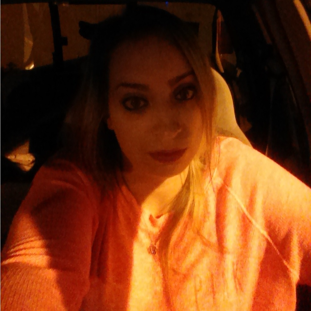 Meet your Posher, Kelly